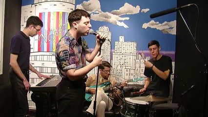 El último Vecino - Otra Vez Asustado