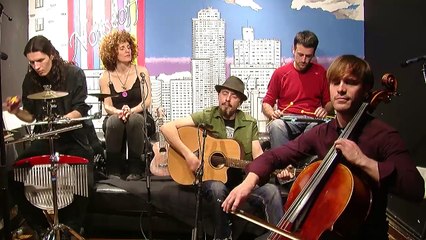 Luna y Panorama de los Insectos - No Volver