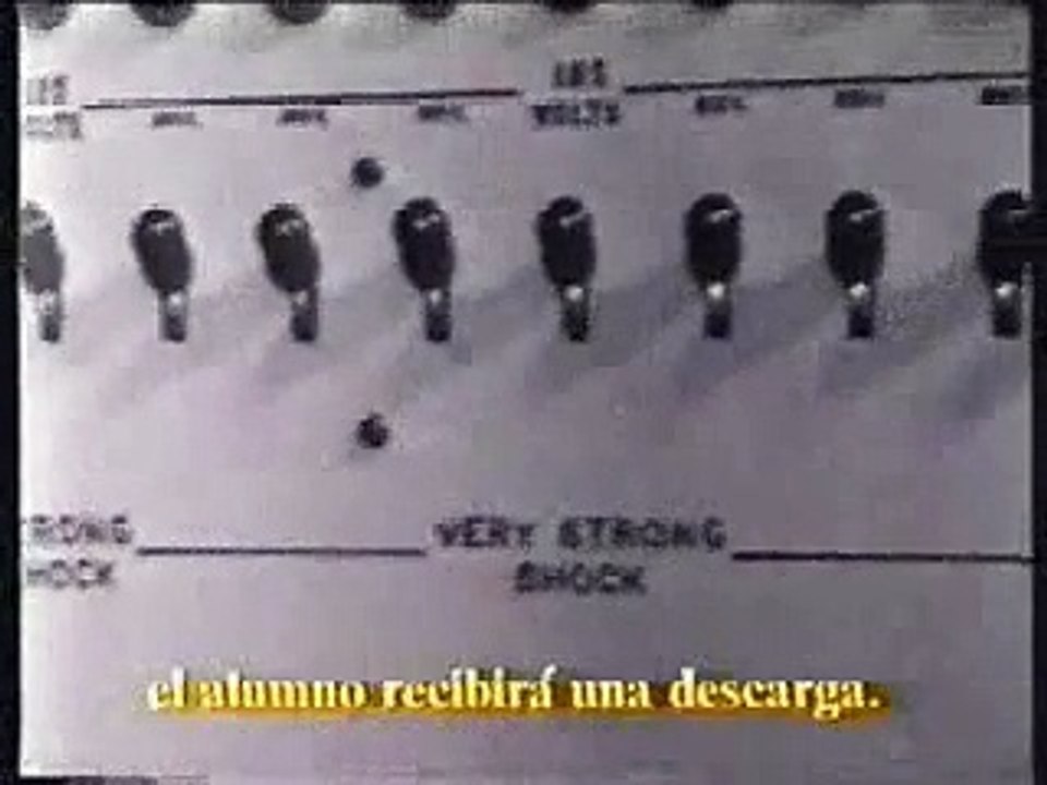 82 Stanley MILGRAM Experimento sobre la obediencia a la autoridad
