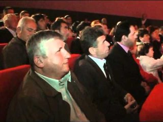 Ditelindja e Zogut 06.04.11.mpg