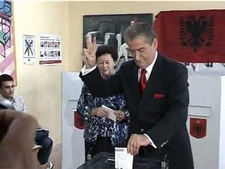 Knatrimen per zgjedhjet 23.04.11.mpg