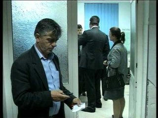 Incidenti ne Lezhe 04.05.11.mpg