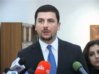 BUMCI MEMLI KRASNIQI VIZITOJNE EKSPOZITEN .mpg