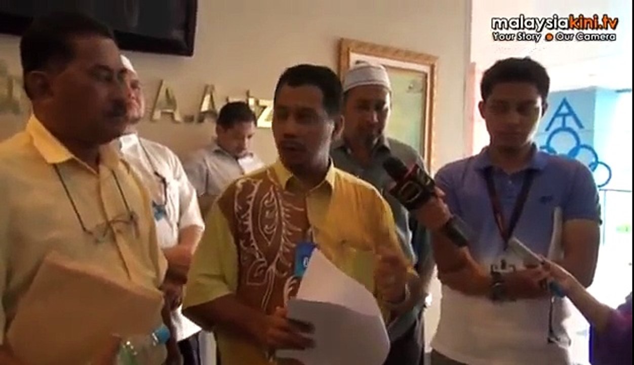 Anak: EGM delegates being bribed to back Felda listing