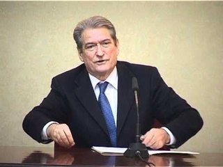 BERISHA PER TOPIN DHE RAMEN.mpg