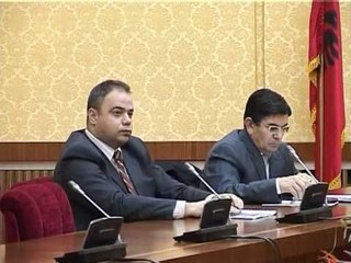 Misioni faktmbledhës i KiE në Tiranë për reformat e presidentin.mpg