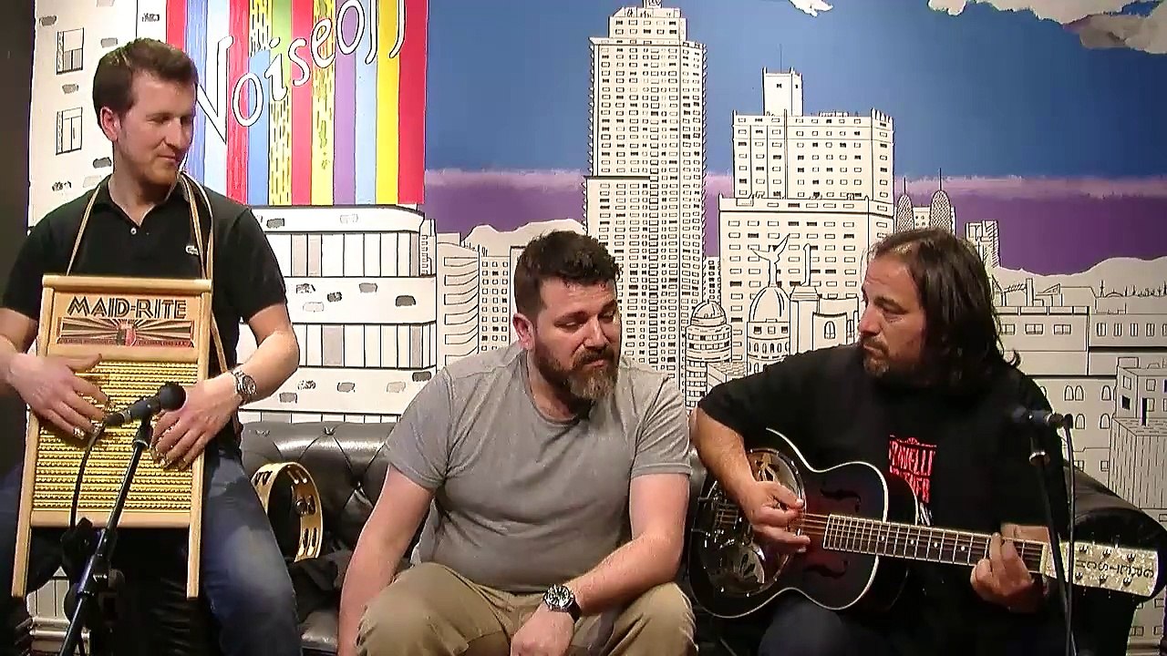 Travelling Brothers - The Man Comes Around