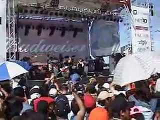 Cecilia Bracamonte y Cecilia Barraza en el festival  Peruano