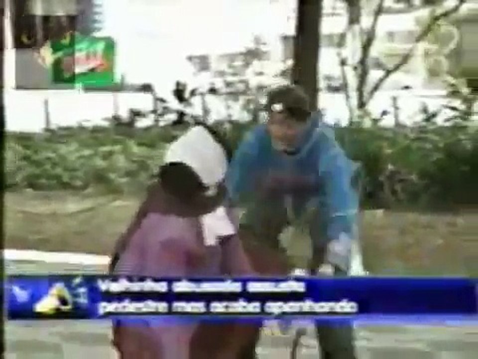 Pegadinhas do João Kleber - Tirando Sarro, Velha Feia