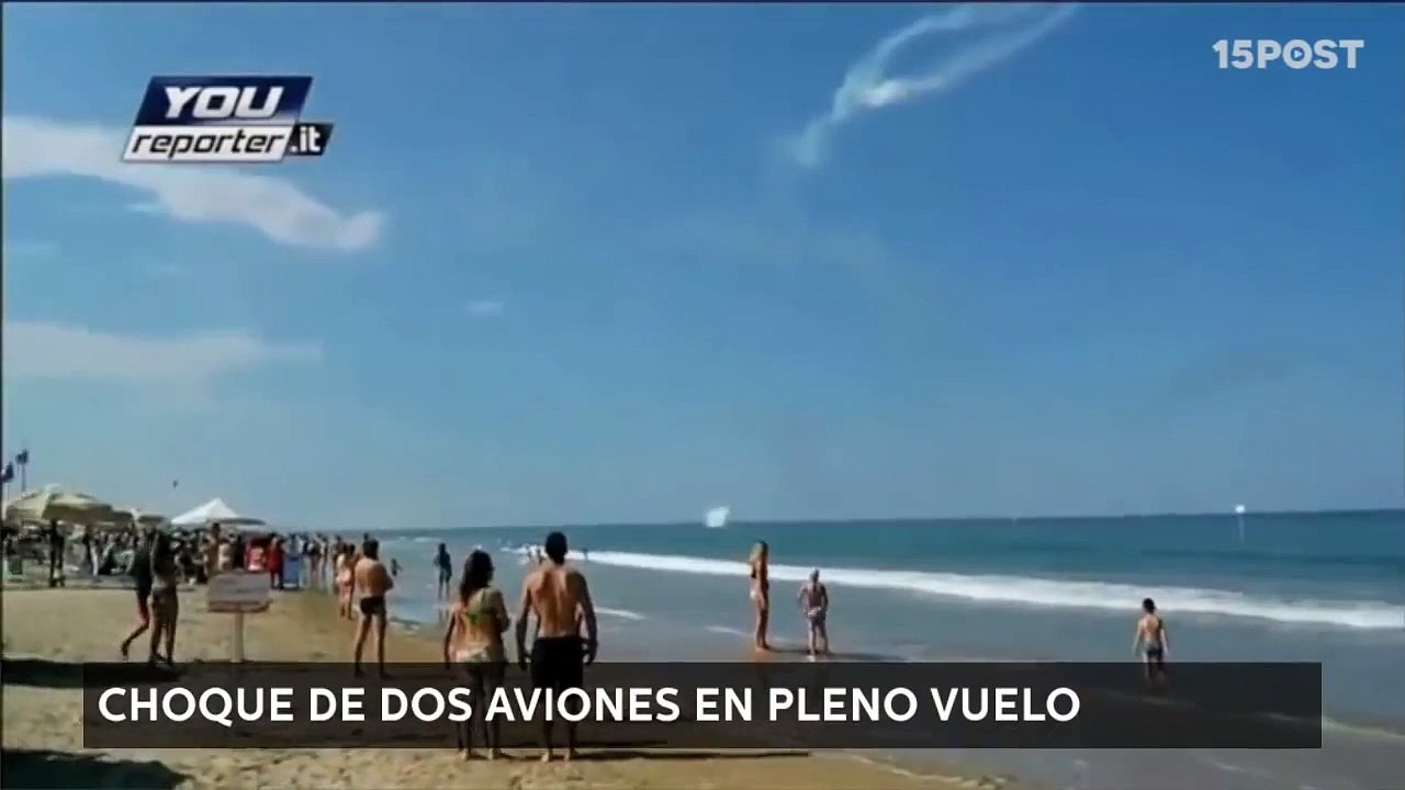Choque de dos aviones en pleno aire