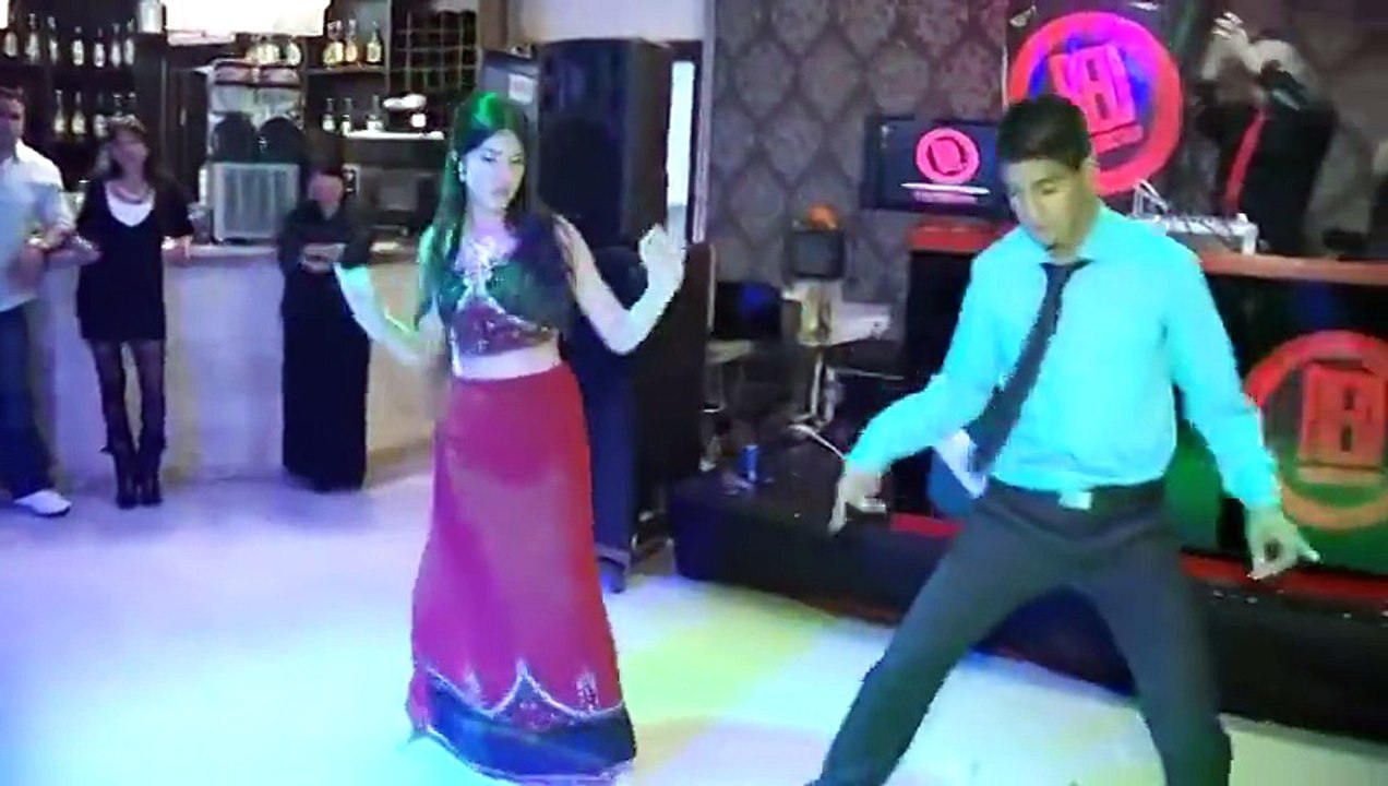 Indian Jews dancing in Israel (India Israel Indian Jewish dance Israeli India Israeli Indian dances)