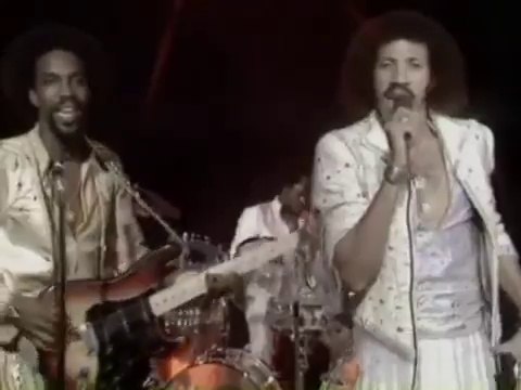 Commodores - Sail On