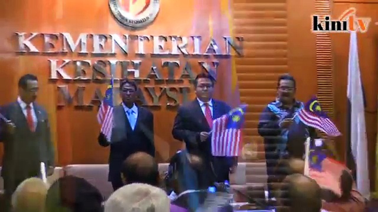 'Blame Indian leaders for stateless Indians'