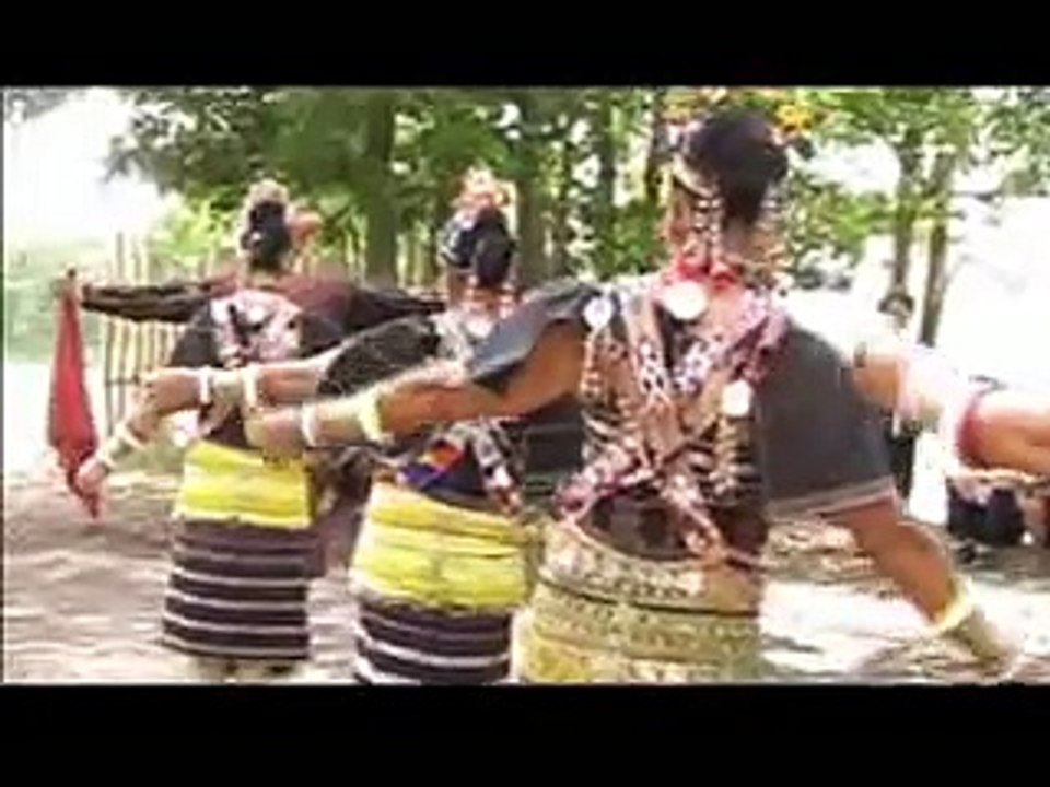 Tarian Tradisi Rungus - Mongigol & Sumundai