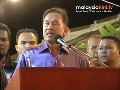 FRU disrupts Anwar's ceramah