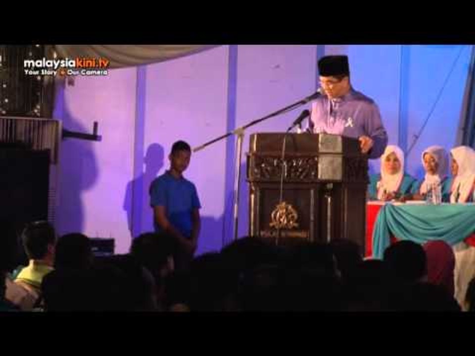 Azmin: We'll break through prison walls to free Anwar