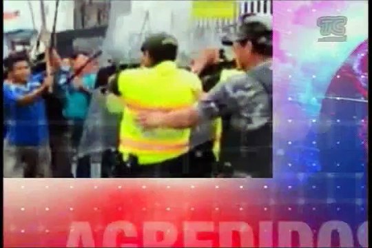 Enfrentamientos en Macas dejaron varios policías heridos