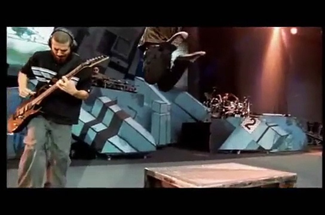 Linkin Park - Live In Texas - Don't Stay [HQ]