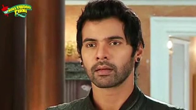 Pragya Ko Dosre Ladke Ke Saath Dekh Abhi Ko Ho Rahi Hai Jalan - 20 August 2015 - Kumkum Bhagya