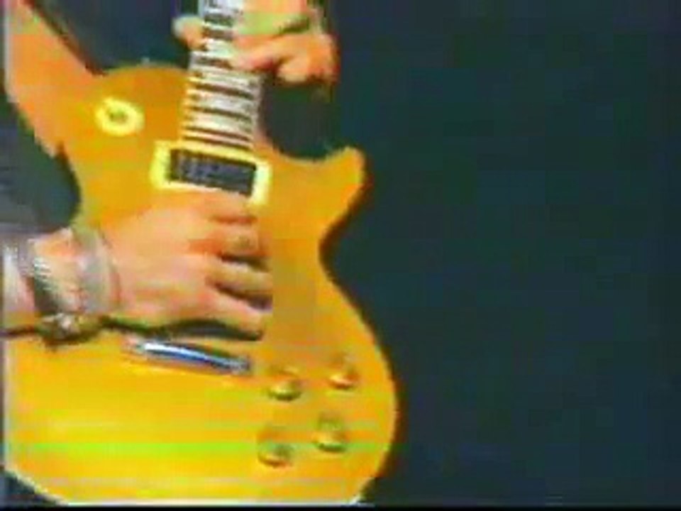 Slash  Solo - Godfather Theme  - Guns N' Roses Live in Paris