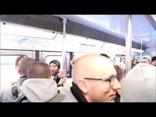 Paris : les étudiants de l'ENSAM (Gadzarts / Gadz'Arts) /HEC à la Tour Eiffel