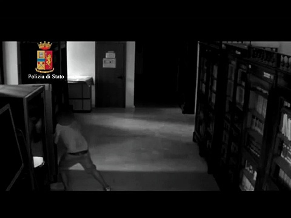 Modica (RG) - Furto al Liceo Classico, ladro incastrato dalla telecamera (20.08.15)