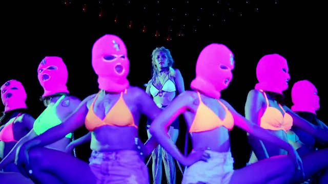 HYUNA 잘나가서 그래 (Feat. 정일훈 Of BTOB) (Teaser)