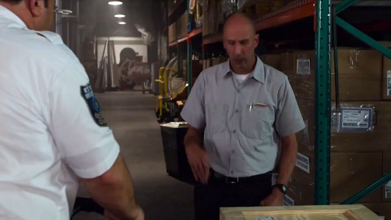 Paul Blart 2 Banana Scene