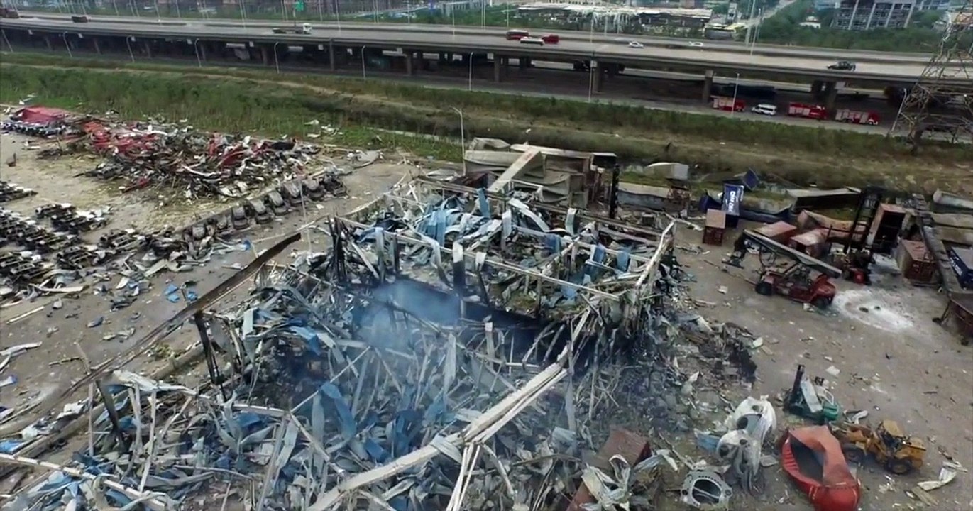 Greenpeace filme l'ampleur des dégâts avec un drone (Tianjin)