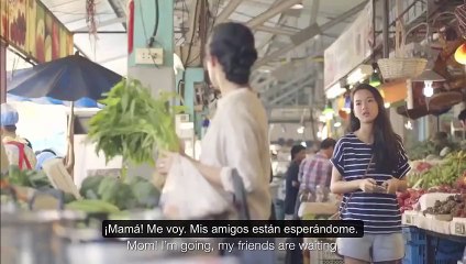 Le Ofrecieron Un Plato De Comida Gratis y Supo Cuánto La Amaba Su Madre