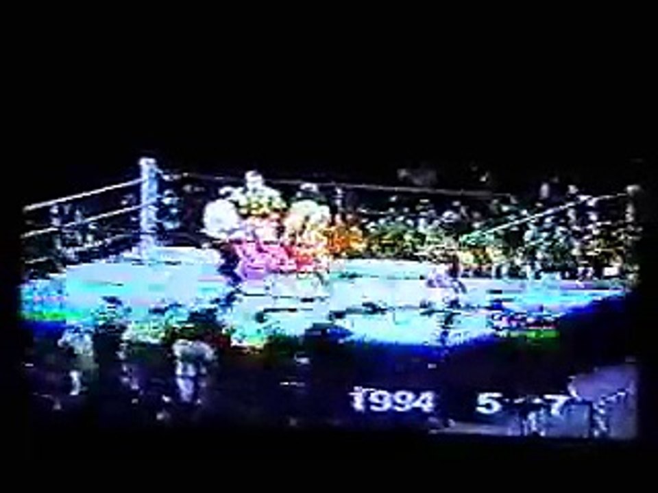 Bret Hart vs Randy Savage for the WWF World title part 1 of3