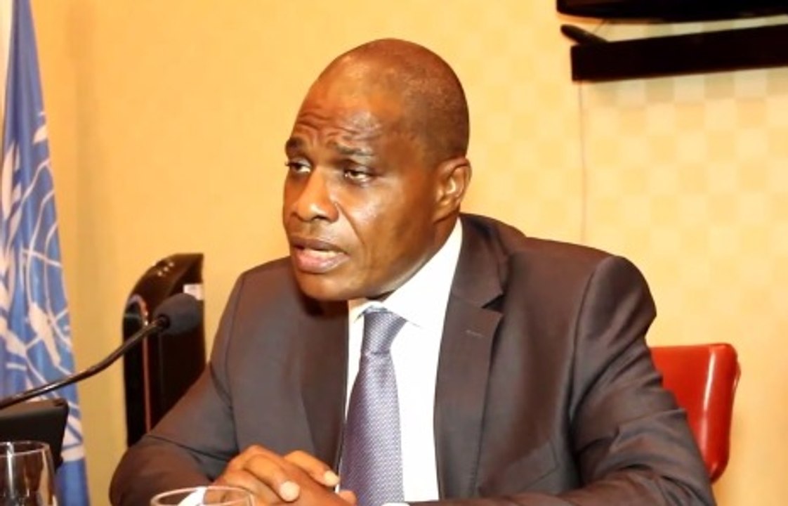 INTERVIEW MARTIN FAYULU AFRICA 24  JOSEPH KABILA, C'EST LUI LE PROBLÈME POUR LE CONGO