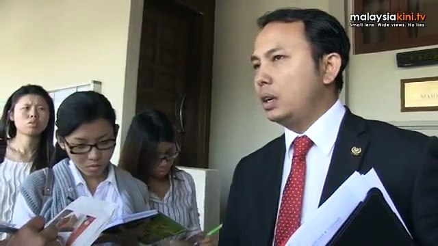 Baginda bids to set aside Ummi's defamation suit