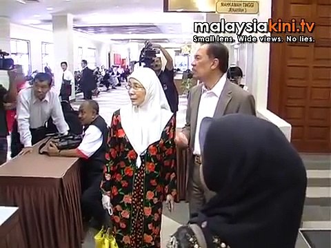 Anwar can attend interviews, court rules