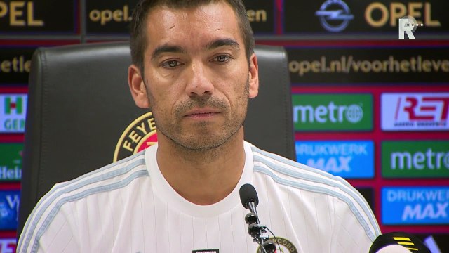 21-08-2015 Van Bronckhorst heeft vertrouwen in zijn spelers