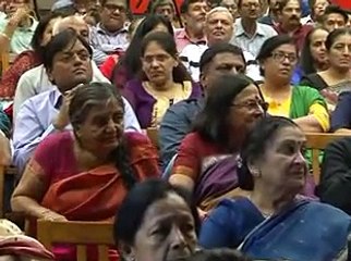 Ahmedabad 'Tali Ma Kanku Verayu' CD launched by Gujarat CM & Asha Bhosle