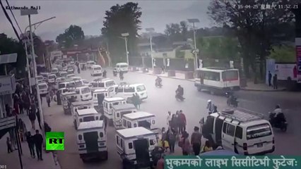 Nepal earthquake CCTV: Building collapse during destructive tremor