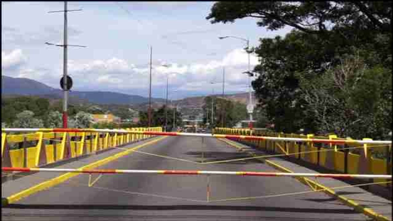 Venezuela cierra su frontera con Colombia tras un enfrentamiento con contrabandistas