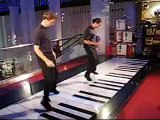 Hungarian Rhapsody Piano Dancing
