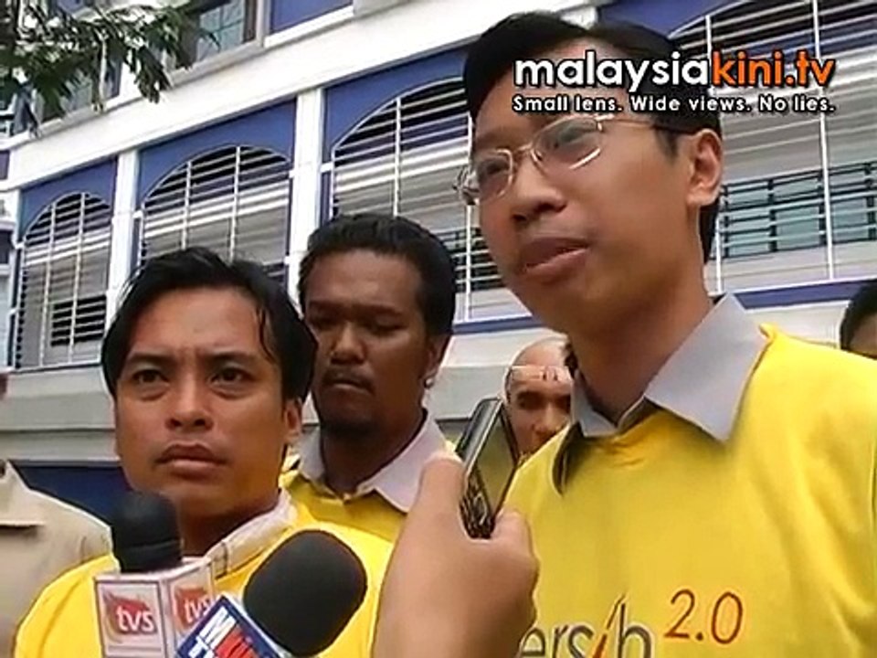 PKR Youth lodges report against Perkasa