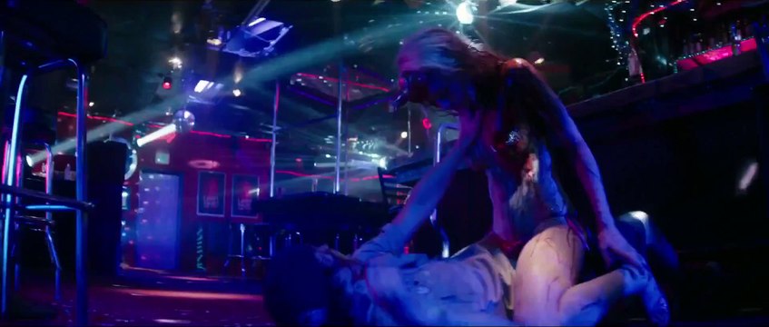 Scouts Guide to the Zombie Apocalypse Red Band TRAILER