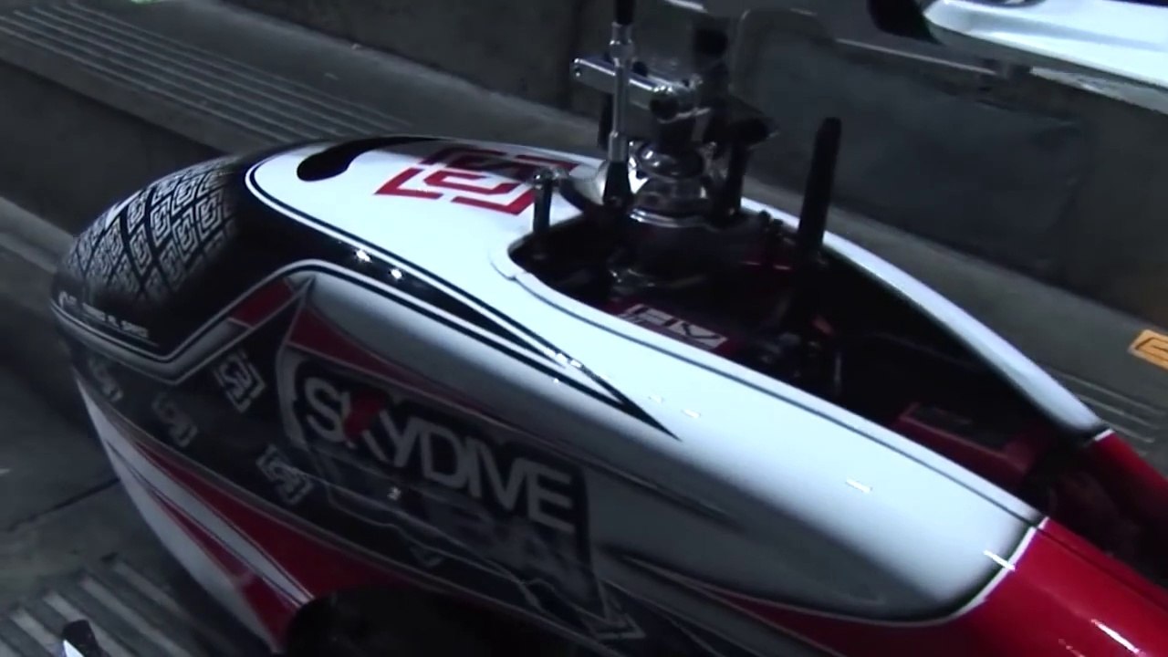 Demo du pilote champion en Helicoptere Radiocommandé - Impressionnant