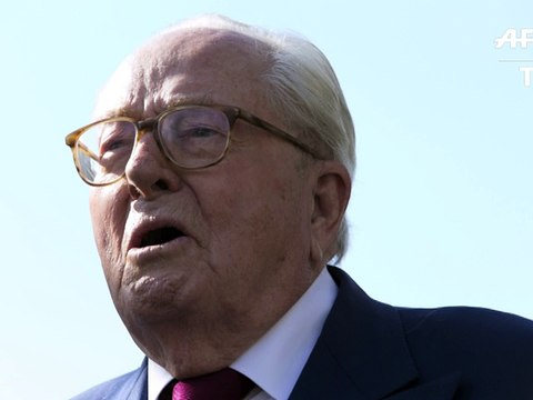 Jean-Marie Le Pen: C'est moi qui suis le FN, je suis chez moi au FN