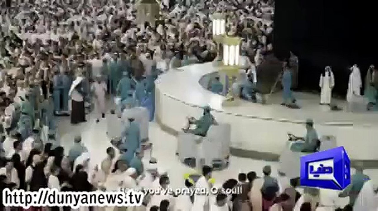 خانہ کعبہ اور اطراف میں صفائ کے ایسے انتظامات جن کو دیکھ کر روح عش عش کر اٹھتی ھے، دیکھئے یہ منفرد، نایاب ویڈیو