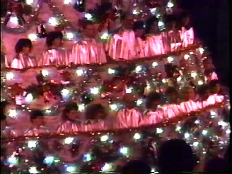 Living Christmas Tree Bethesda Baptist Church Brownsburg Indiana 1995