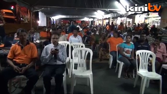 Hour-long standoff as protesters try to confront Hindraf's Waytha