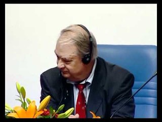 Ferid Muradi, qytetar nderi i Çairit