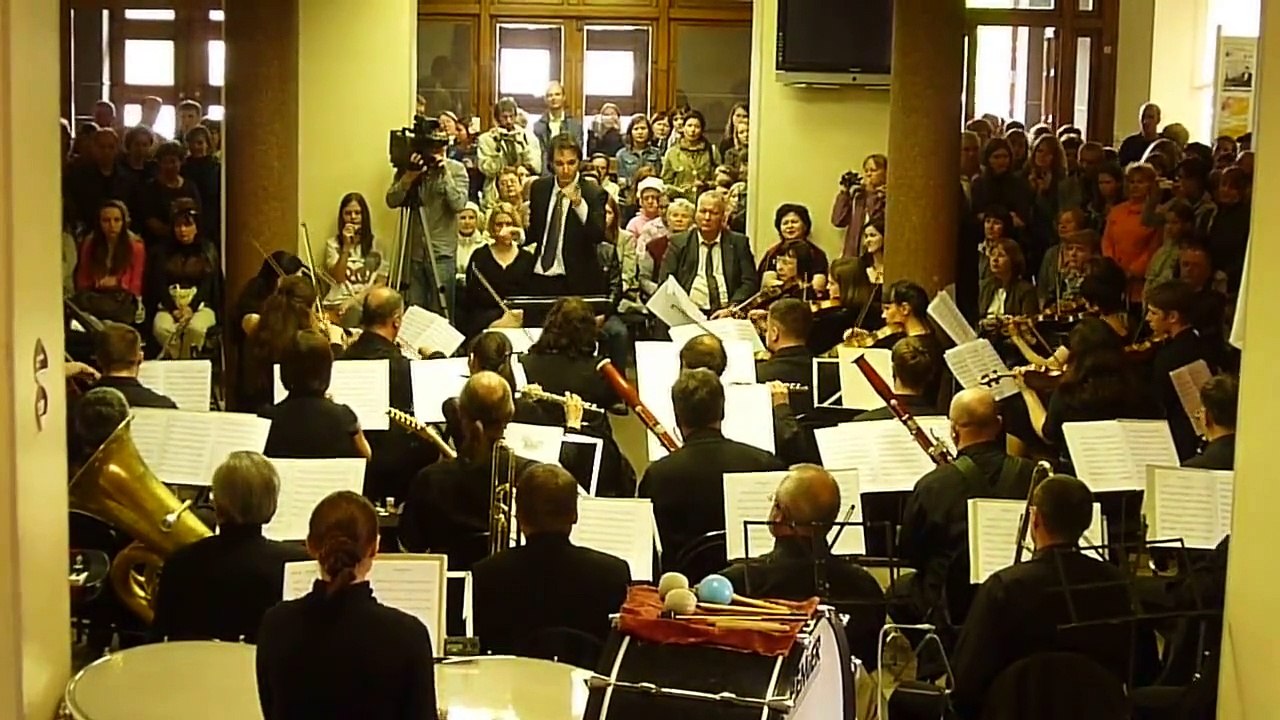 ABBA - Dancing Queen (symphony orchestra version)