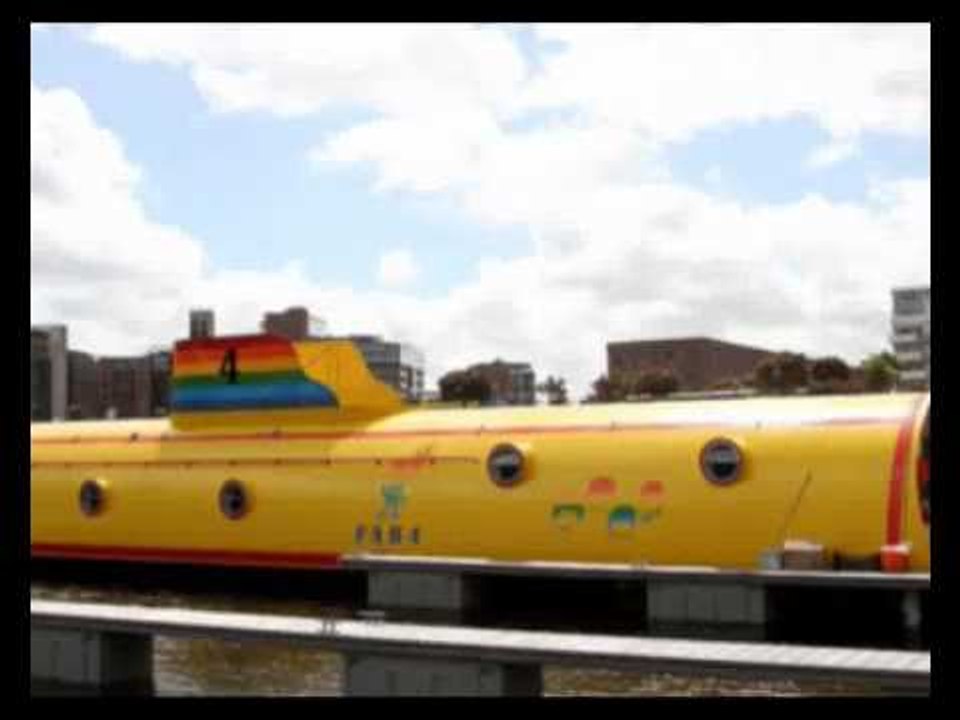 Nëndetësja shndërrohet në hotel!