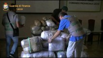 Lecce - Sequestrati 167 chili di marijuana giunti dal Canale d’Otranto (21.08.15)